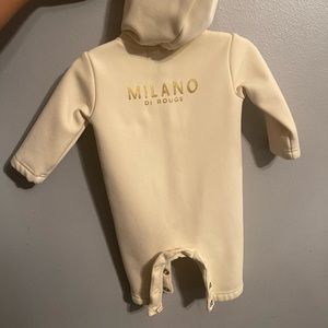 Milano Infant hooded Onsie